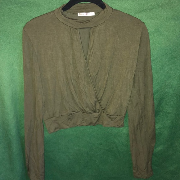 Fashion Nova Olive Green Crop Top - Picture 1 of 3